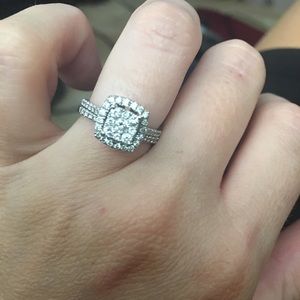**ENGAGEMENT RING ONLY** size 5 3/4